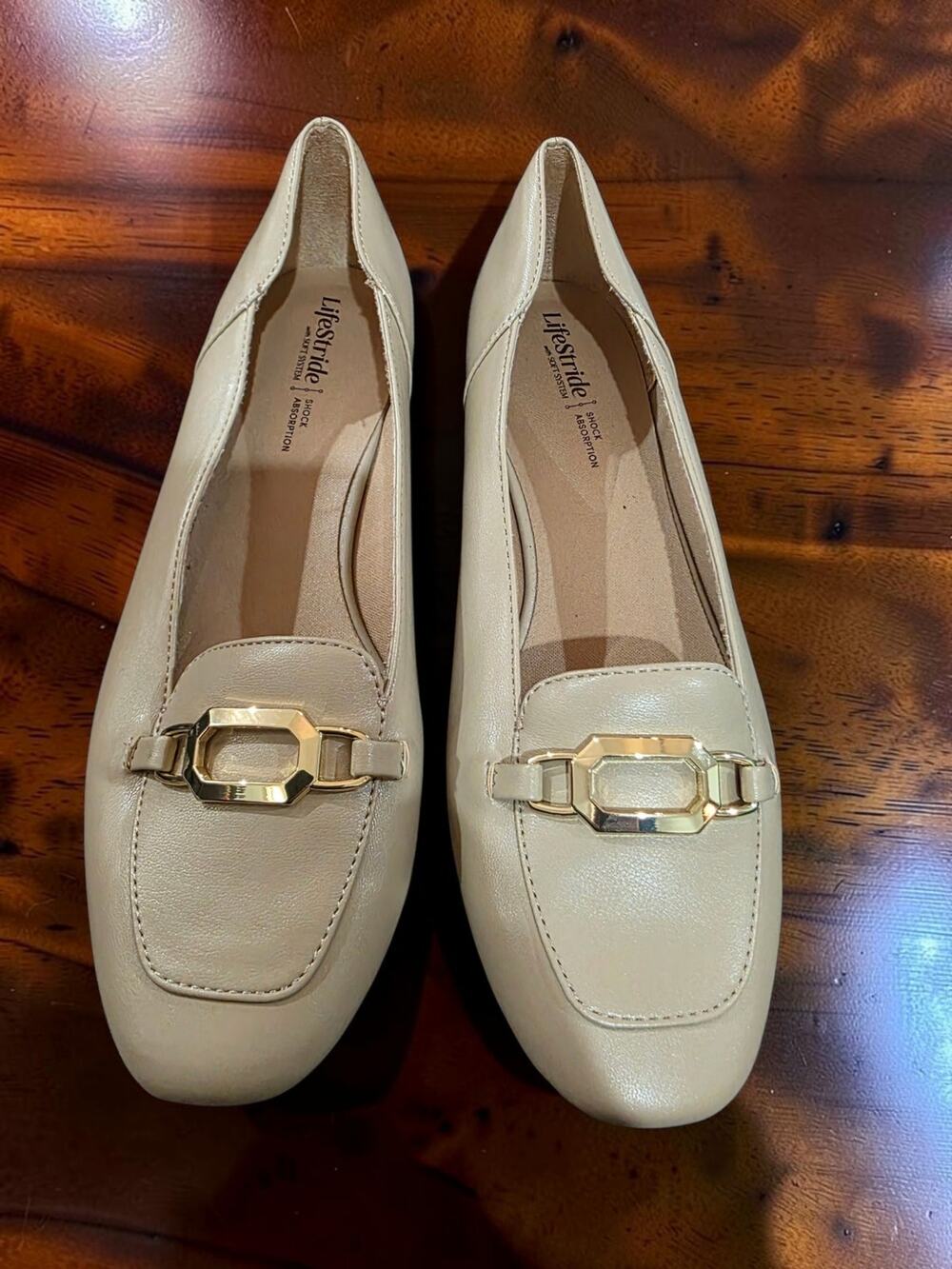 LifeStride Womens Beige Cream Loafers Gold Buckle Square Toe Comfort Pumps Shoes